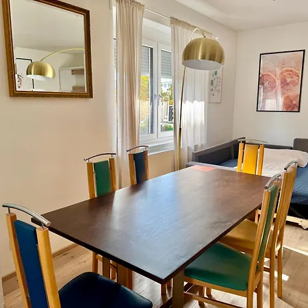 80 M2 With Balcony & Free Parking Apartament Villach